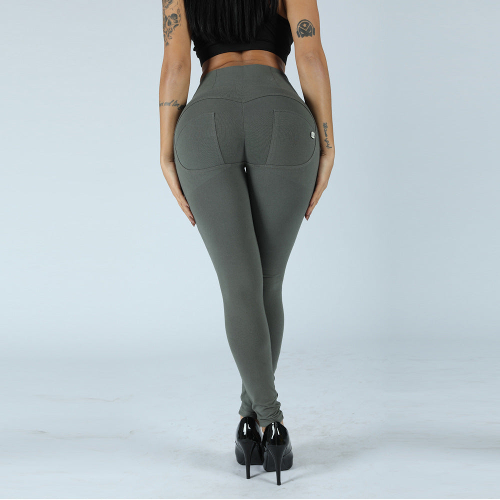 Weiße, pfirsichfarbene, eng anliegende Hüft-Stretch-Leggings mit hoher Taille