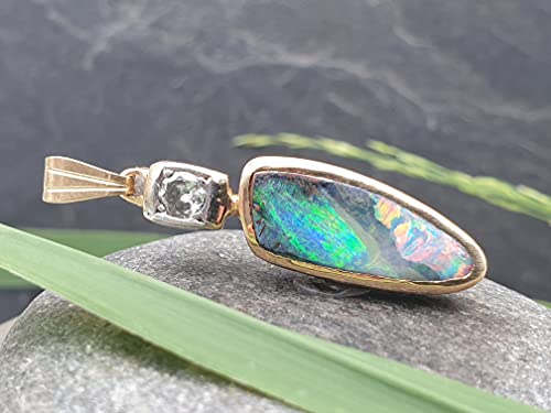 LeoLars-PABE GEM Boulder Opal Anhänger mit 0.25 ct. Brilliant aus 750 Gelbgold und Weißgold, Unikat, Handarbeit